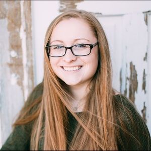 Meet your Posher, Brooke